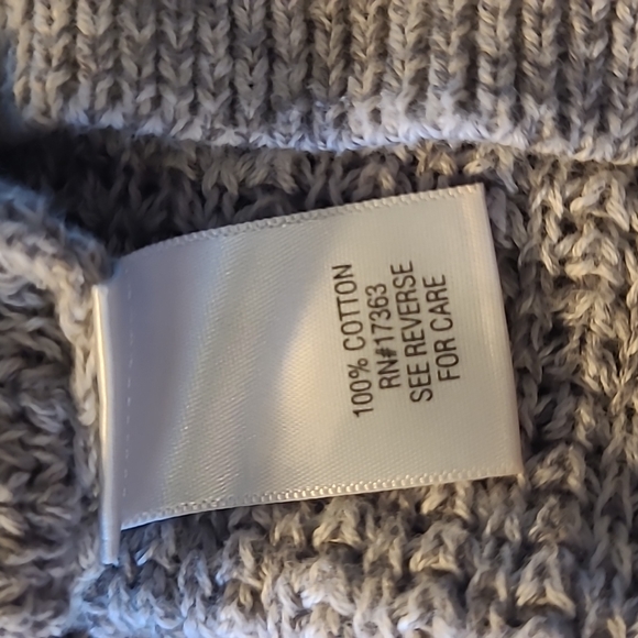 Sweater - Picture 4 of 5